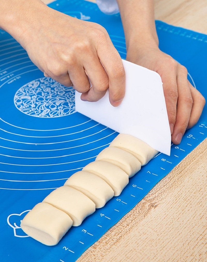 Non-Stick Silicone Dough Rolling Mat Sheet, Kneading Rolling Baking Pad with Measurement Scale Pastry Baking Mat Tool Non-Stick Silicone Dough Rolling Mat Sheet, Kneading Rolling Baking Pad with Measurement Scale Pastry Baking Mat Tool
